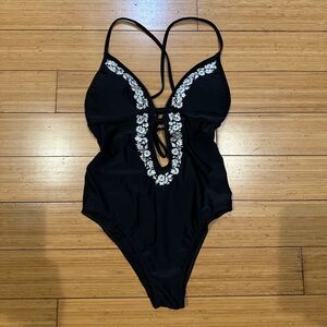 Abercrombie&Fitch Black Embroidered Strappy Back One Piece Swimsuit Size S